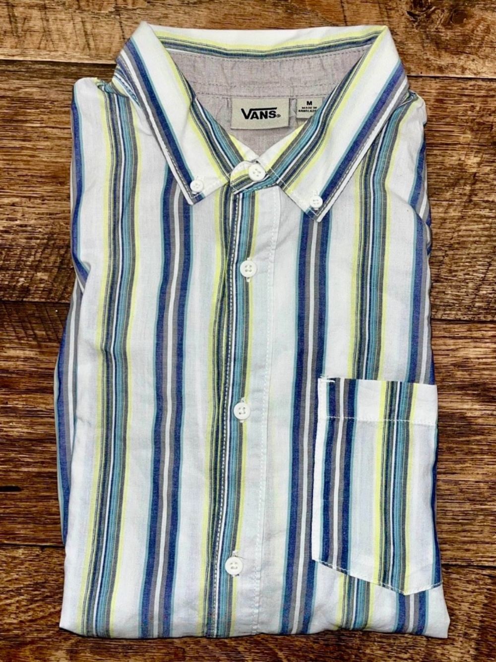 Vans short sleeve collar button up shirt